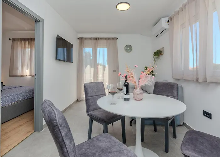 Apartamento Lucy Vir